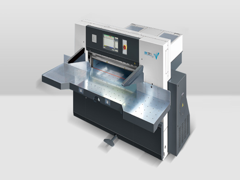 Dongguan Medi Plastic Mirror Co., Ltd. manufacturer production line